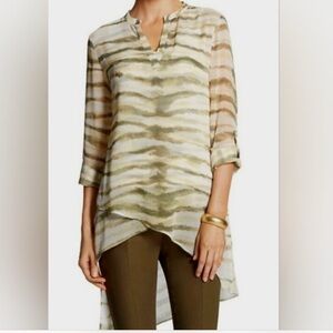 Chico’s Dynamic Twist Tula Tunic - Size 2